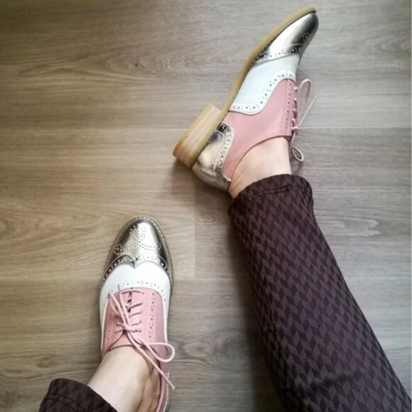 Wingtip Brogue Color Block Leather Oxfords 37 US 7 Pink Silver Saddle Shoes Retr - Picture 2 of 9
